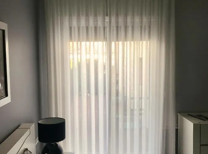 בית אירוח Modern