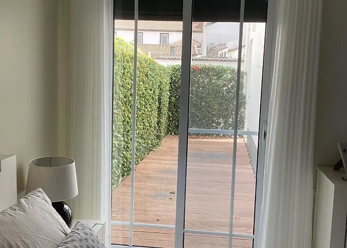 Δωμάτια σε οικογενειακή κατοικία Modern *